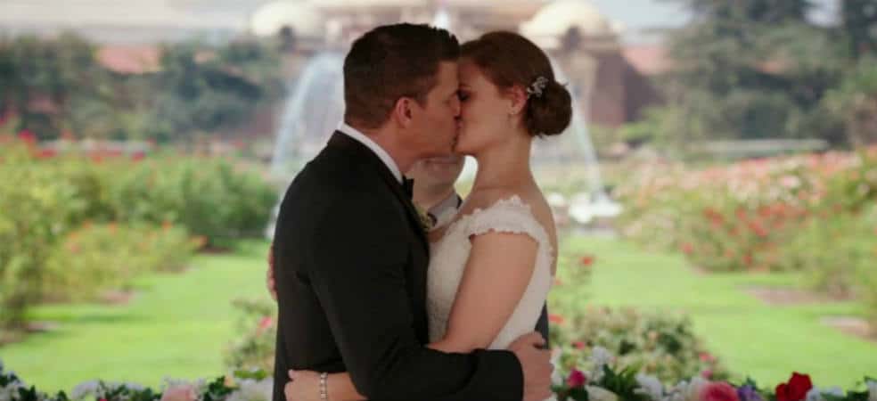 Booth and Brennan kiss as husband and wife.