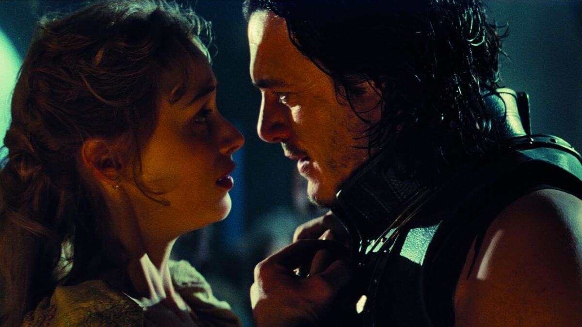 Dracula Untold still for featured social image of romantic vampire movie couples
