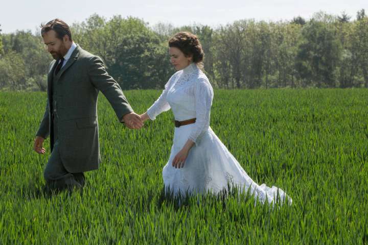Howard's End Howard’s End – This is a Lovely New Adaptation Sure to Delight