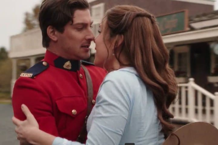 Jack and Elizabeth in When Calls the Heart